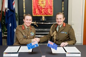 army-women